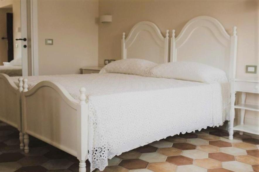 Hotel Dimora Dell'Arte à Navelli Extérieur photo