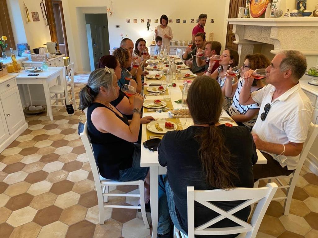 Hotel Dimora Dell'Arte à Navelli Extérieur photo