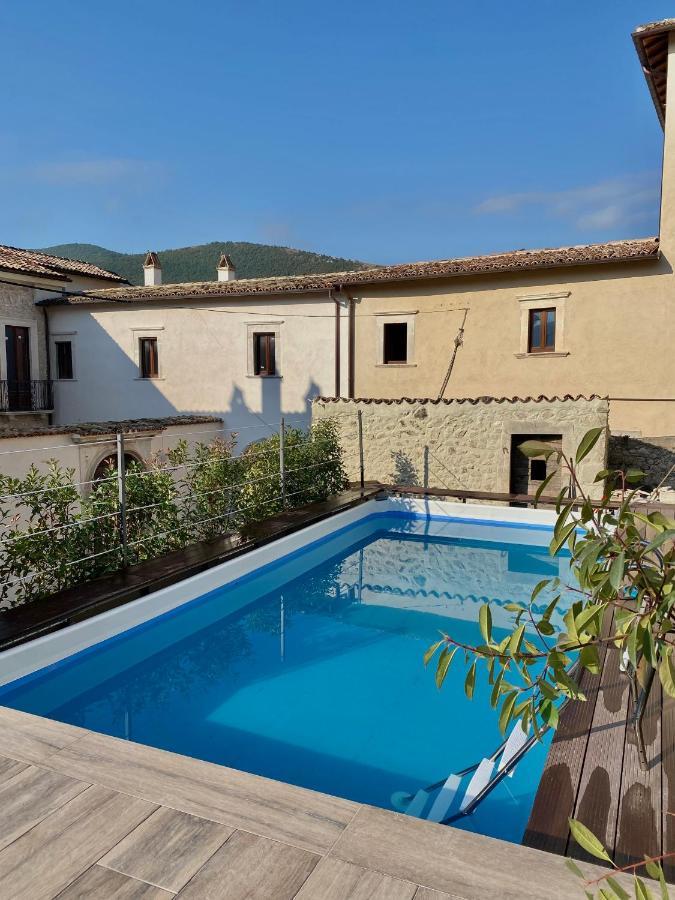 Hotel Dimora Dell'Arte à Navelli Extérieur photo